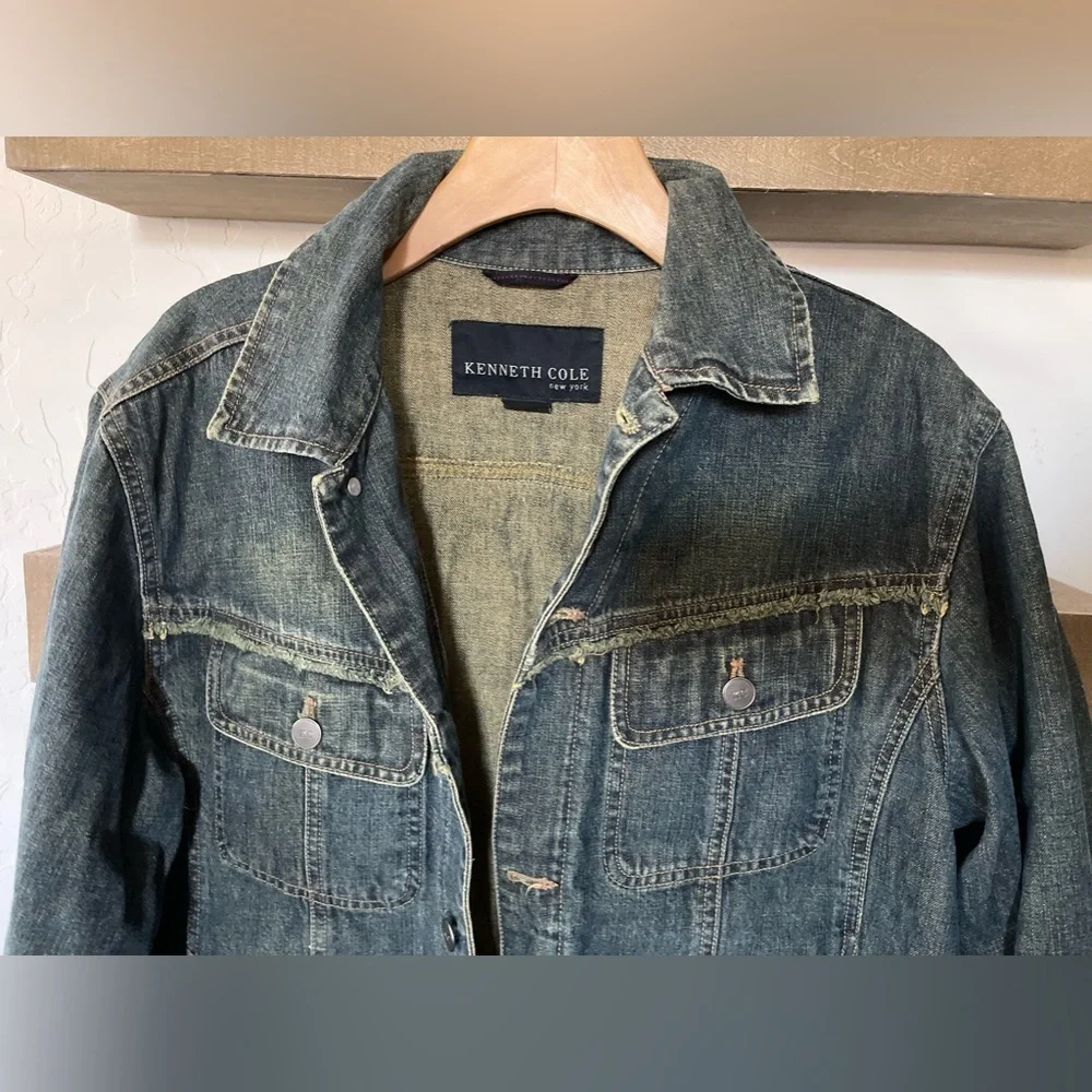 Kenneth Cole | Jean Jacket, Denim•••Frayed Detail, EXCELLENT—Medium - Picture 10 of 13